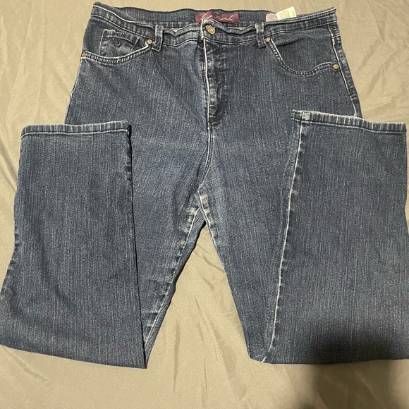 Gloria Vanderbilt Blue Straight Leg Jeans - Picture 1 of 9